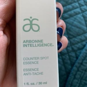 NEW IN BOX ARBONNE COUNTER SPOT ESSENCE